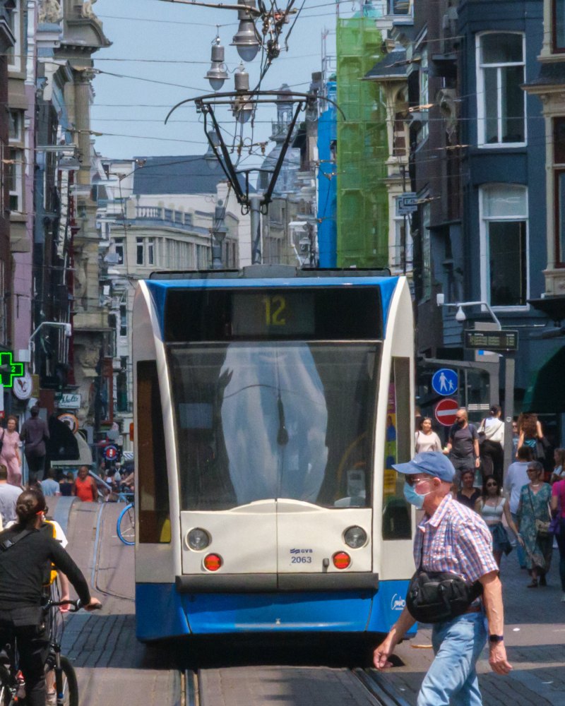 Amsterdam tram - Dutch tax solutions